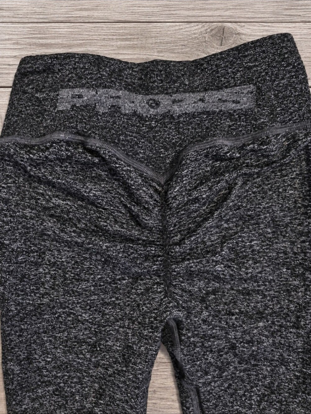 Prozis High Waisted Scrunch Butt Seamless Leggings Black Gray Gym Size Small - Picture 4 of 5